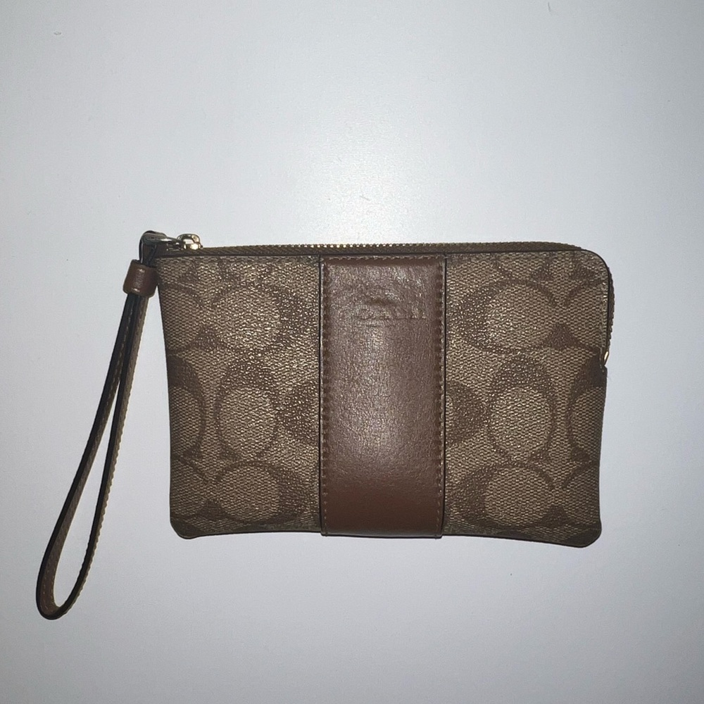 Coach Signature Logo Corner Zip Wristlet